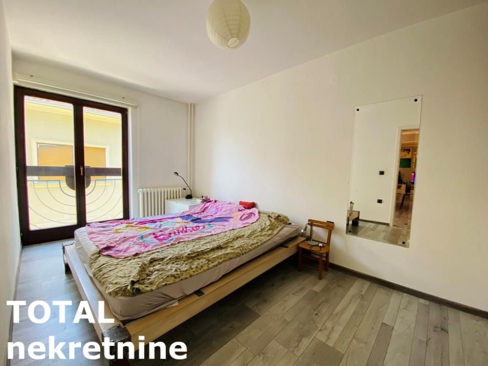 Slika 4 - Stan,NOVI SAD,CENTAR,kv: 102.00, € 247200, ID: 1100880