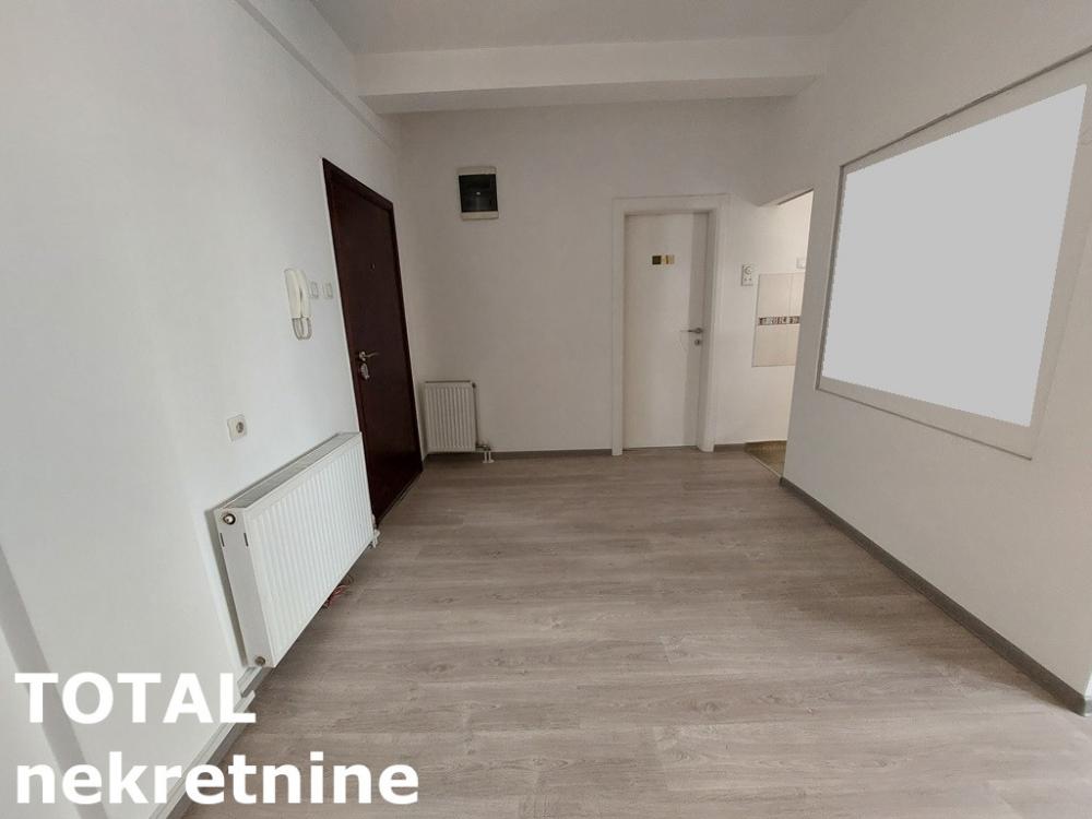Slika 7 - Stan,NOVI SAD,GRBAVICA,kv: 69.00, € 185000, ID: 1100902