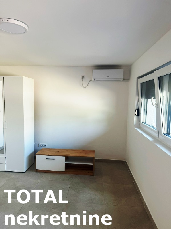 Slika 3 - Stan,NOVI SAD,TELEP,kv: 24.00, € 59740, ID: 1100901