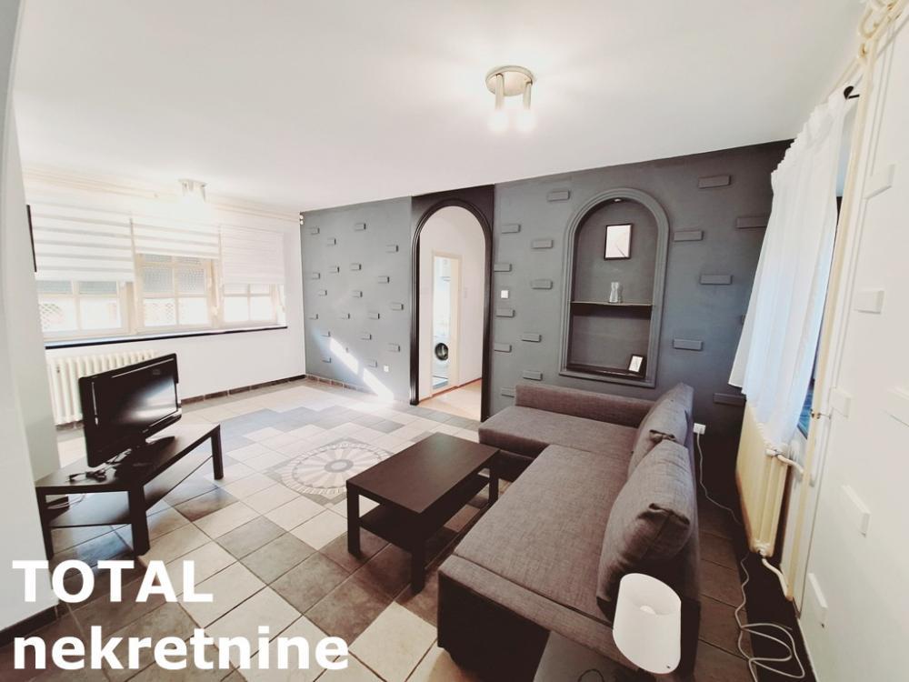 Glavna slika -Stan,NOVI SAD,CENTAR,kv: 103.00, € 200000, ID: 1099168