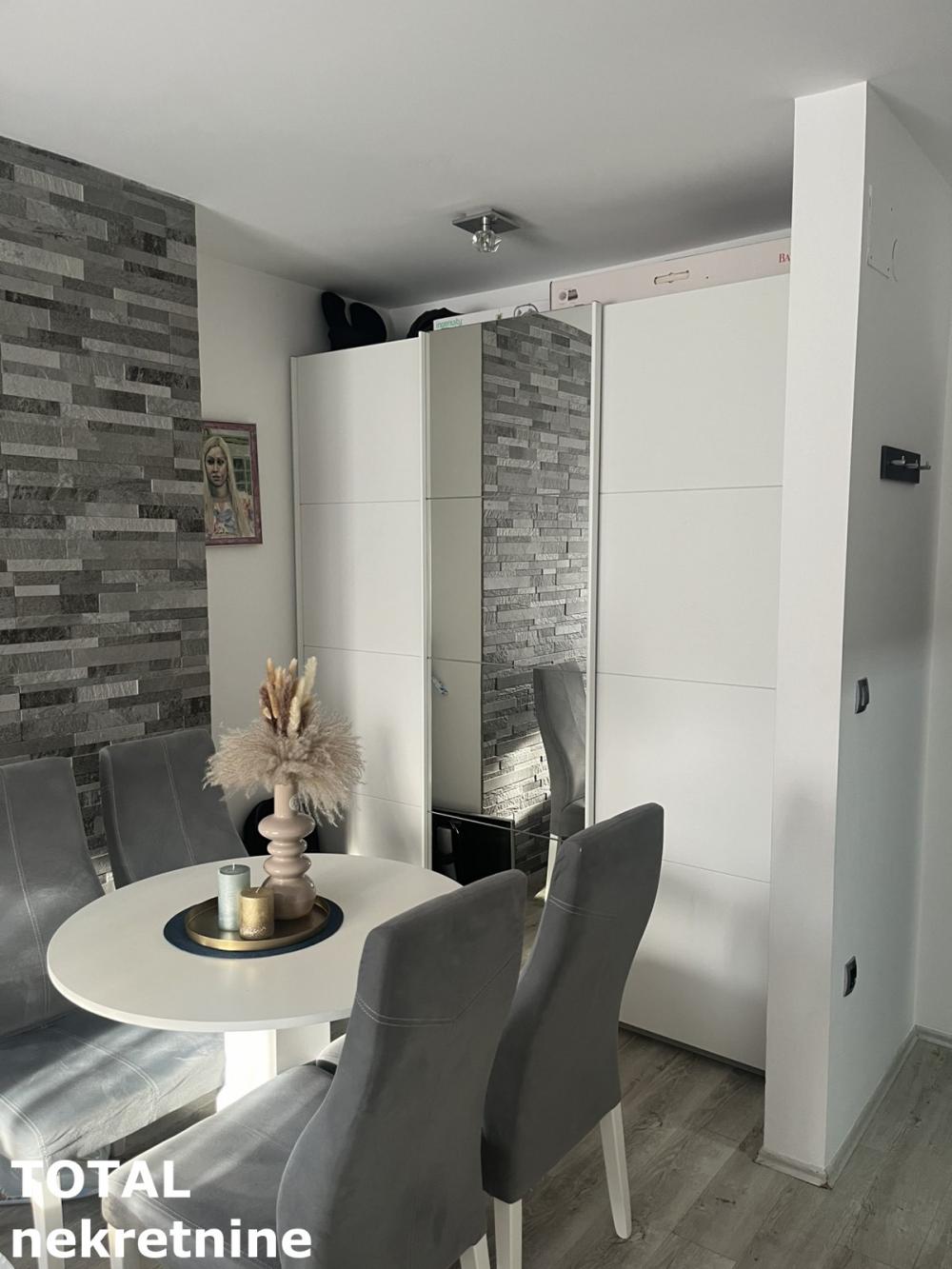 Slika 4 - Stan,NOVI SAD,TELEP,kv: 36.00, € 106090, ID: 1100414