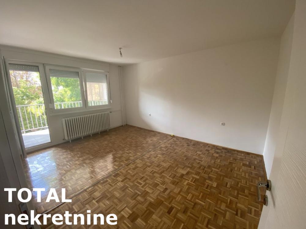 Slika 2 - Stan,NOVI SAD,AVIJACIJA,kv: 64.00, € 155000, ID: 1098841