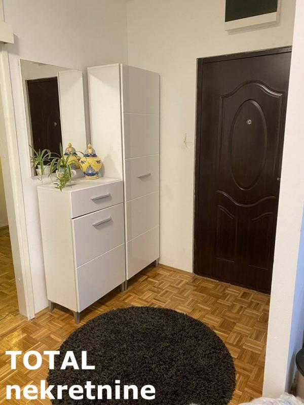 Slika 7 - Stan,NOVI SAD,AVIJACIJA,kv: 64.00, € 155000, ID: 1098841