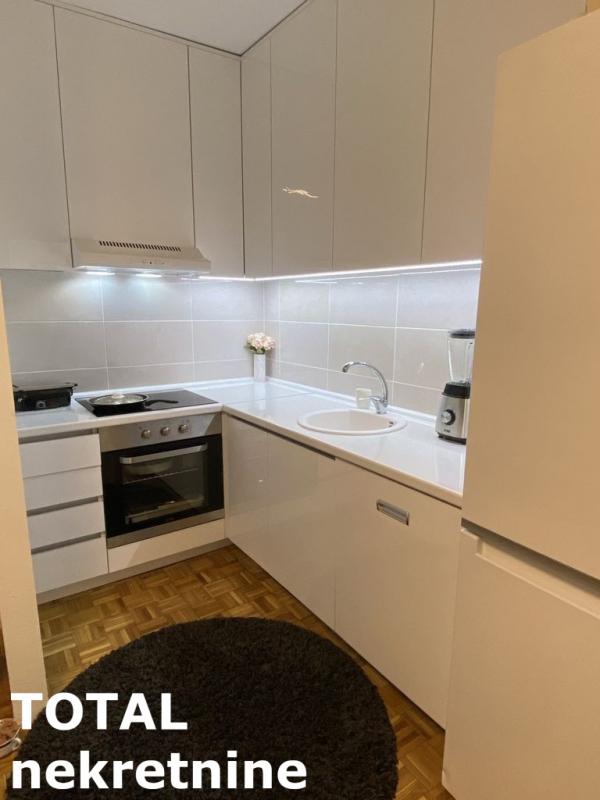 Slika 5 - Stan,NOVI SAD,AVIJACIJA,kv: 64.00, € 155000, ID: 1098841