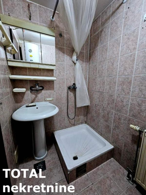 Slika 6 - Stan,NOVI SAD,GRBAVICA,kv: 28.00, € 68000, ID: 1100920