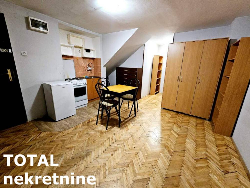 Slika 1 - Stan,NOVI SAD,GRBAVICA,kv: 28.00, € 68000, ID: 1100920