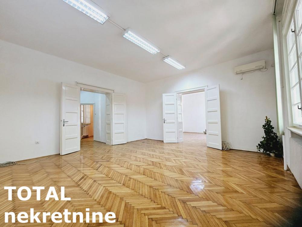 Slika 1 - Stan,NOVI SAD,CENTAR,kv: 107.00, € 260000, ID: 1098187