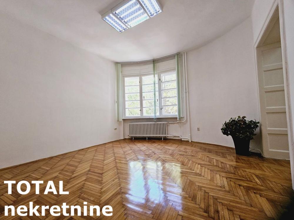 Slika 6 - Stan,NOVI SAD,CENTAR,kv: 107.00, € 260000, ID: 1098187