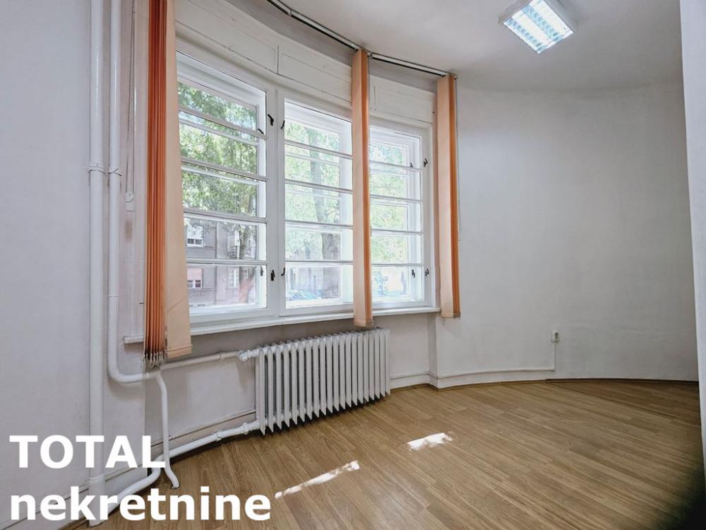 Slika 9 - Stan,NOVI SAD,CENTAR,kv: 107.00, € 260000, ID: 1098187