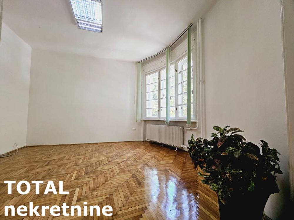 Slika 7 - Stan,NOVI SAD,CENTAR,kv: 107.00, € 260000, ID: 1098187