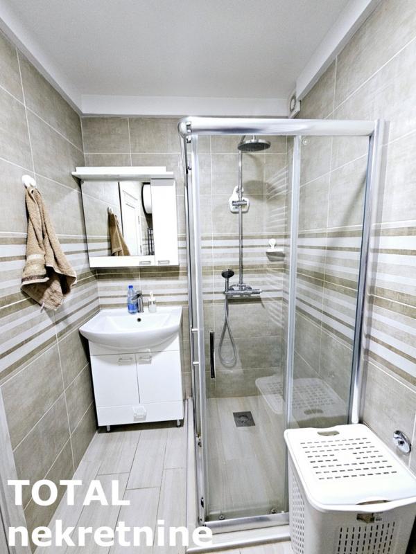 Slika 9 - Stan,NOVI SAD,CENTAR,kv: 55.00, € 167750, ID: 1100437