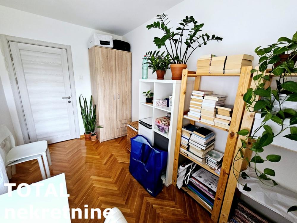 Slika 8 - Stan,NOVI SAD,CENTAR,kv: 55.00, € 167750, ID: 1100437