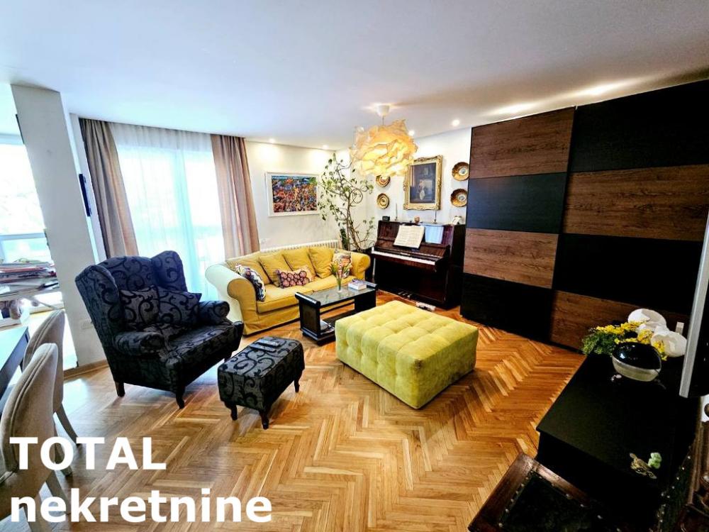 Slika 4 - Stan,NOVI SAD,LIMAN 4,kv: 86.00, € 220000, ID: 1100429