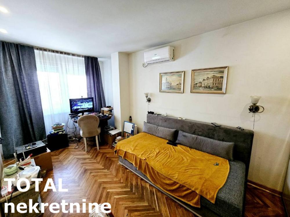 Slika 6 - Stan,NOVI SAD,LIMAN 4,kv: 86.00, € 220000, ID: 1100429