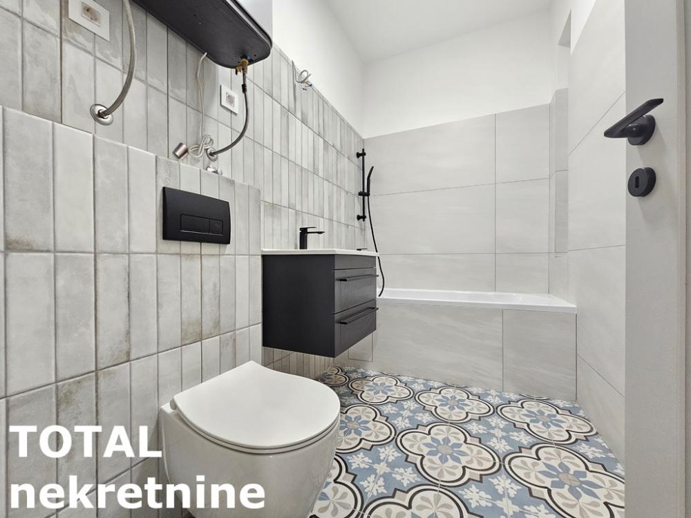 Slika 3 - Stan,NOVI SAD,CENTAR,kv: 85.00, € 297500, ID: 1100352