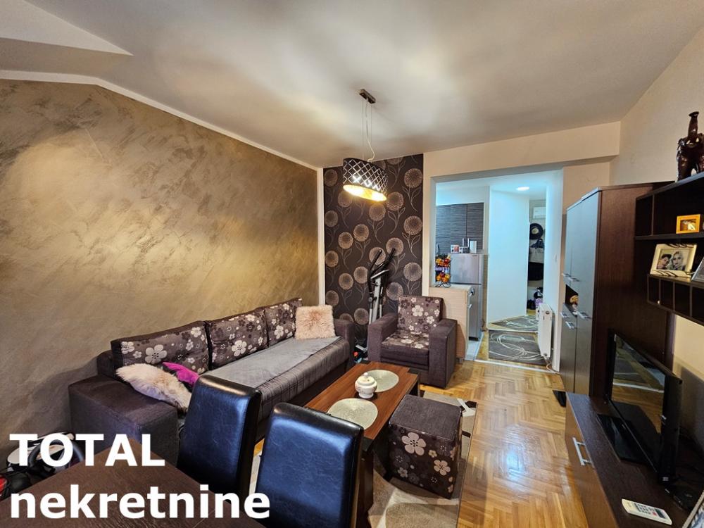 Slika 2 - Stan,NOVI SAD,CENTAR,kv: 41.00, € 115000, ID: 1100364