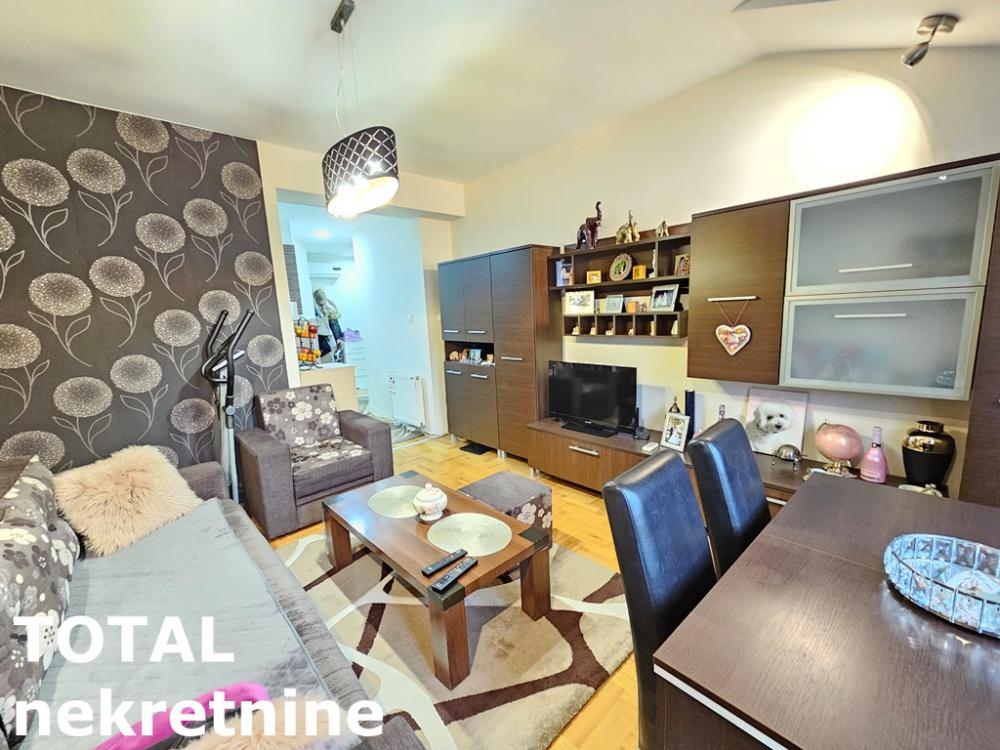 Slika 3 - Stan,NOVI SAD,CENTAR,kv: 41.00, € 115000, ID: 1100364