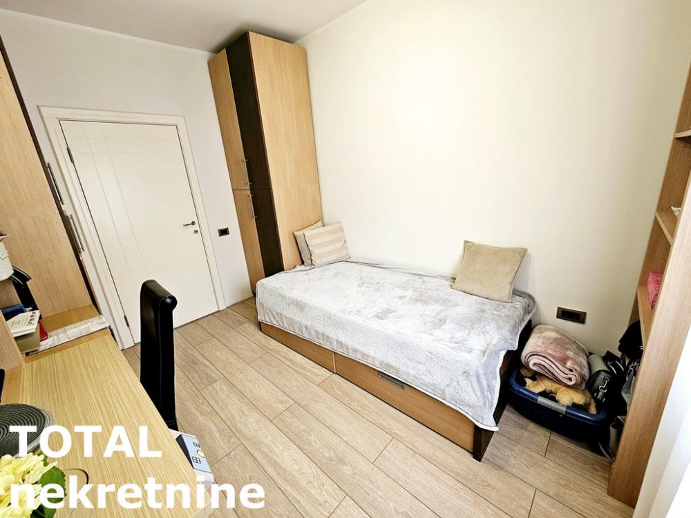 Slika 8 - Stan,NOVI SAD,CENTAR,kv: 105.00, € 319300, ID: 1100389