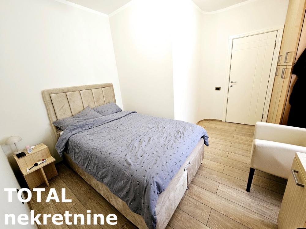 Slika 9 - Stan,NOVI SAD,CENTAR,kv: 105.00, € 319300, ID: 1100389