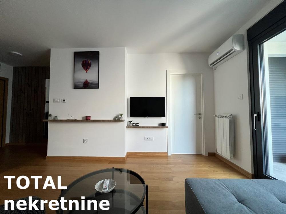 Slika 7 - Stan,NOVI SAD,CENTAR,kv: 48.00, € 185400, ID: 1099249