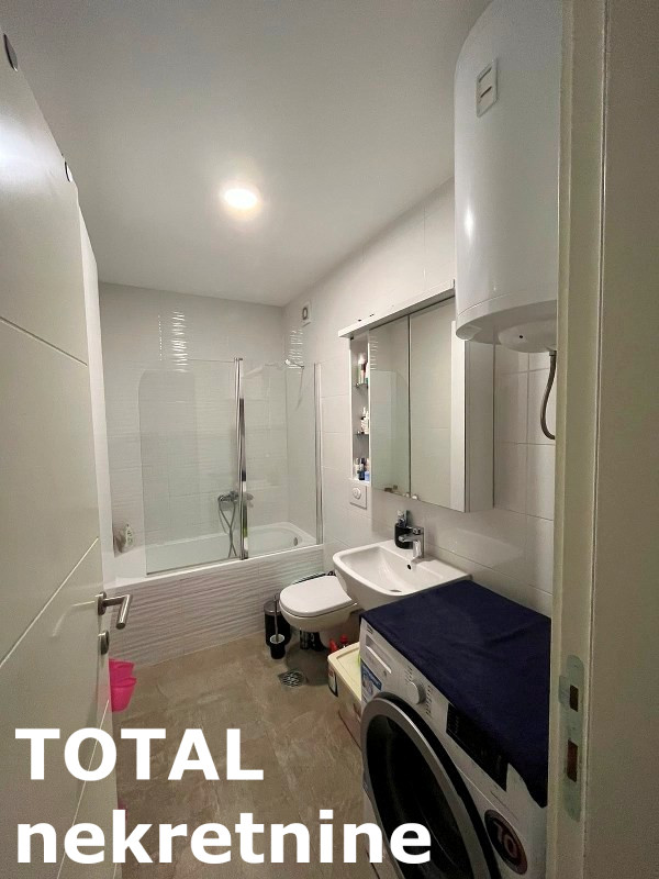 Slika 7 - Stan,NOVI SAD,CENTAR,kv: 62.00, € 200000, ID: 1098806