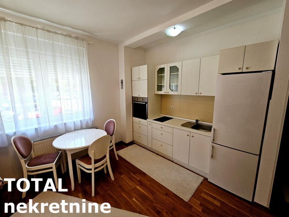 Slika 5 - Stan,NOVI SAD,GRBAVICA,kv: 34.00, € 128750, ID: 1100672