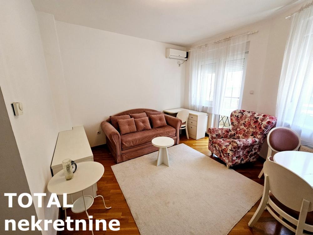 Slika 1 - Stan,NOVI SAD,GRBAVICA,kv: 34.00, € 128750, ID: 1100672