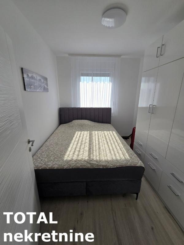 Slika 8 - Stan,NOVI SAD,ADICE,kv: 88.00, € 171000, ID: 1099560