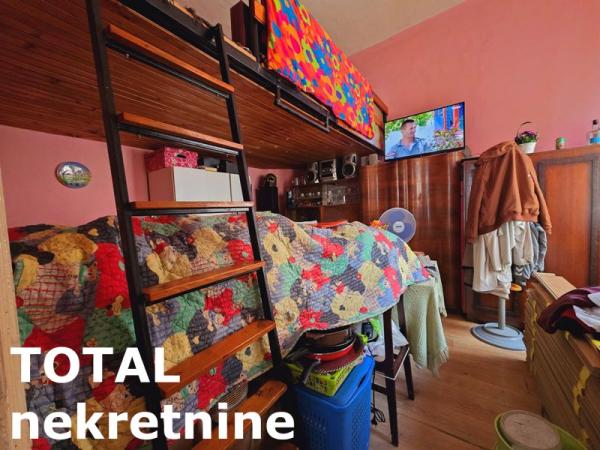 Slika 4 - Stan,PETROVARADIN,GRADIC,kv: 34.00, € 77250, ID: 1099048