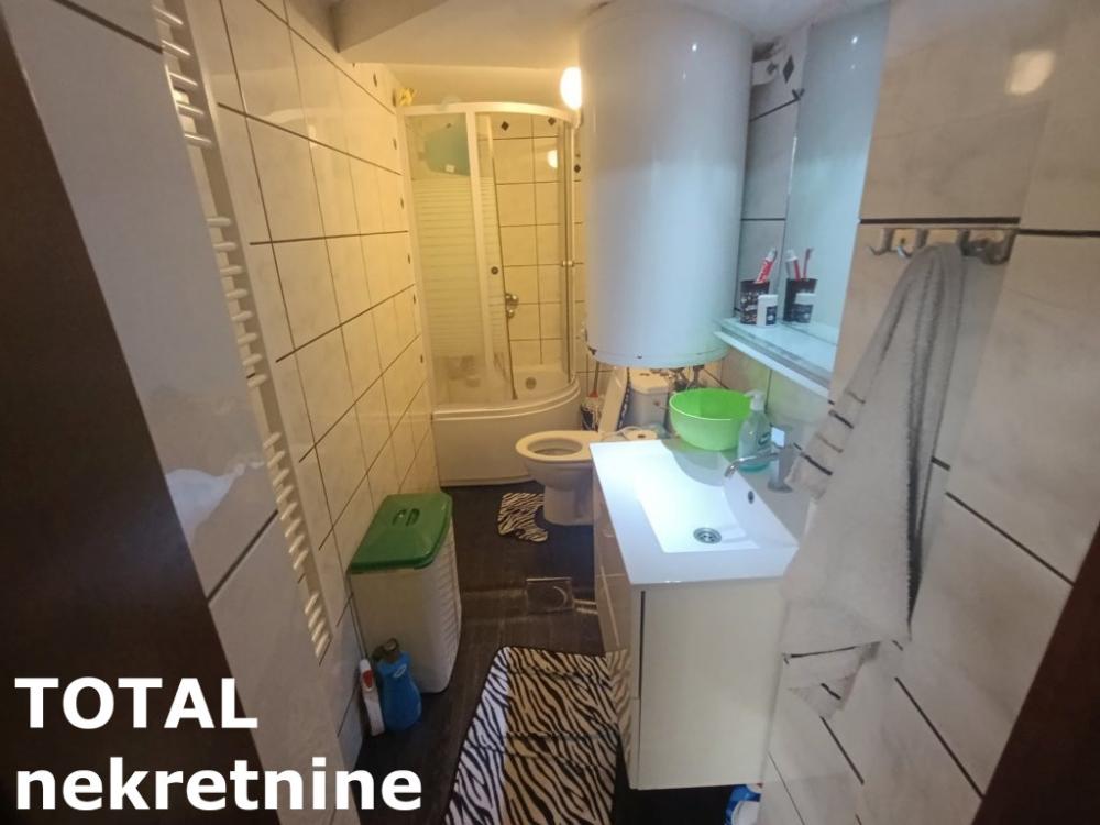 Slika 5 - Stan,NOVI SAD,CARA DUSANA,kv: 68.00, € 122570, ID: 1099805