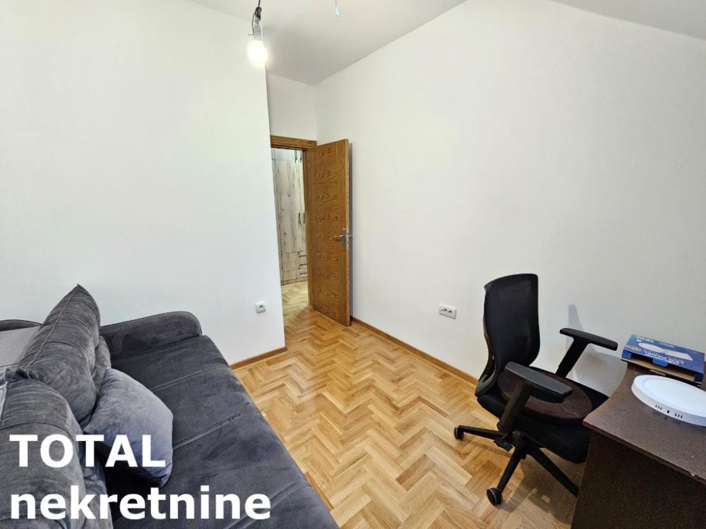 Slika 10 - Stan,NOVI SAD,ADICE,kv: 89.00, € 130000, ID: 1100519