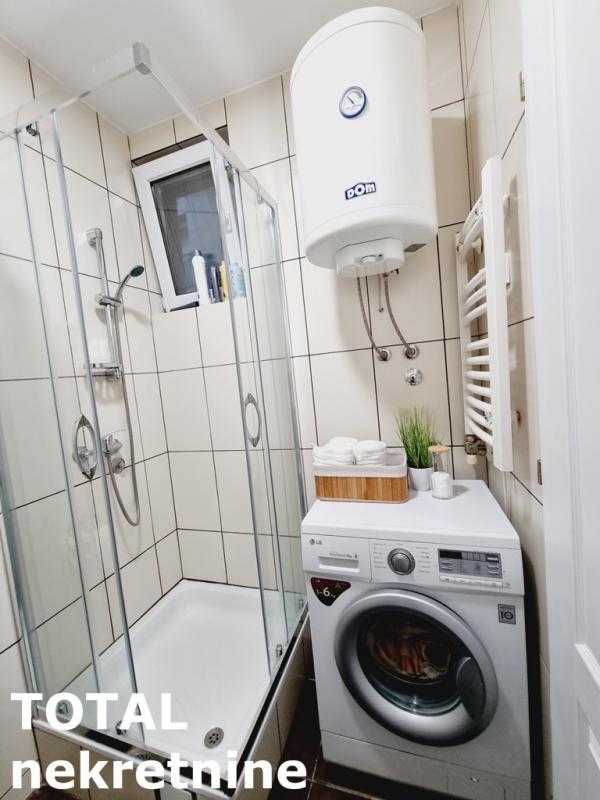 Slika 10 - Stan,NOVI SAD,CENTAR,kv: 39.00, € 130000, ID: 1100635