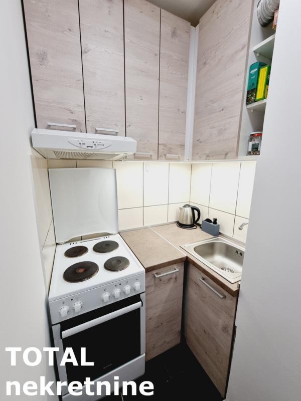 Slika 5 - Stan,NOVI SAD,CENTAR,kv: 39.00, € 130000, ID: 1100635