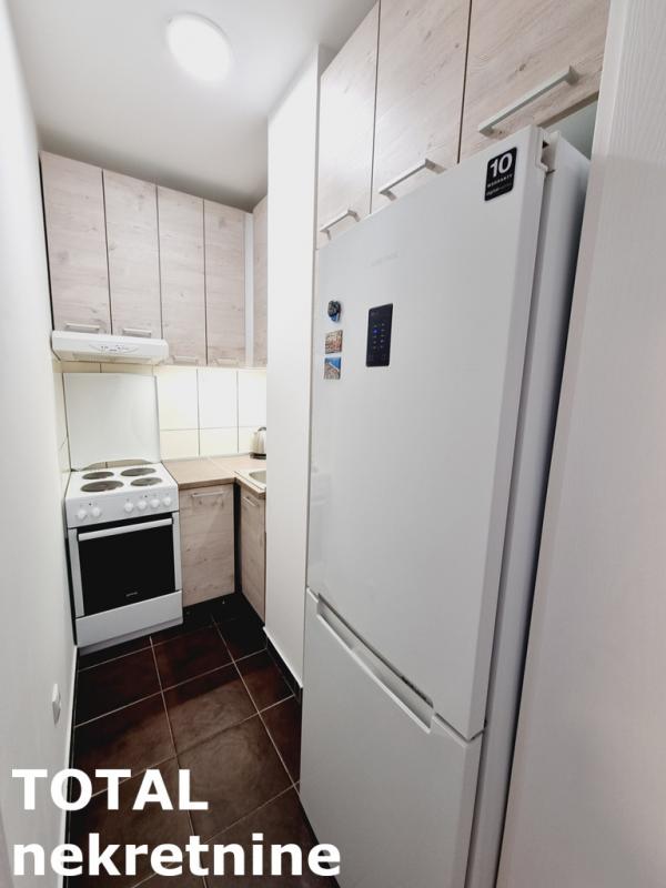 Slika 4 - Stan,NOVI SAD,CENTAR,kv: 39.00, € 130000, ID: 1100635