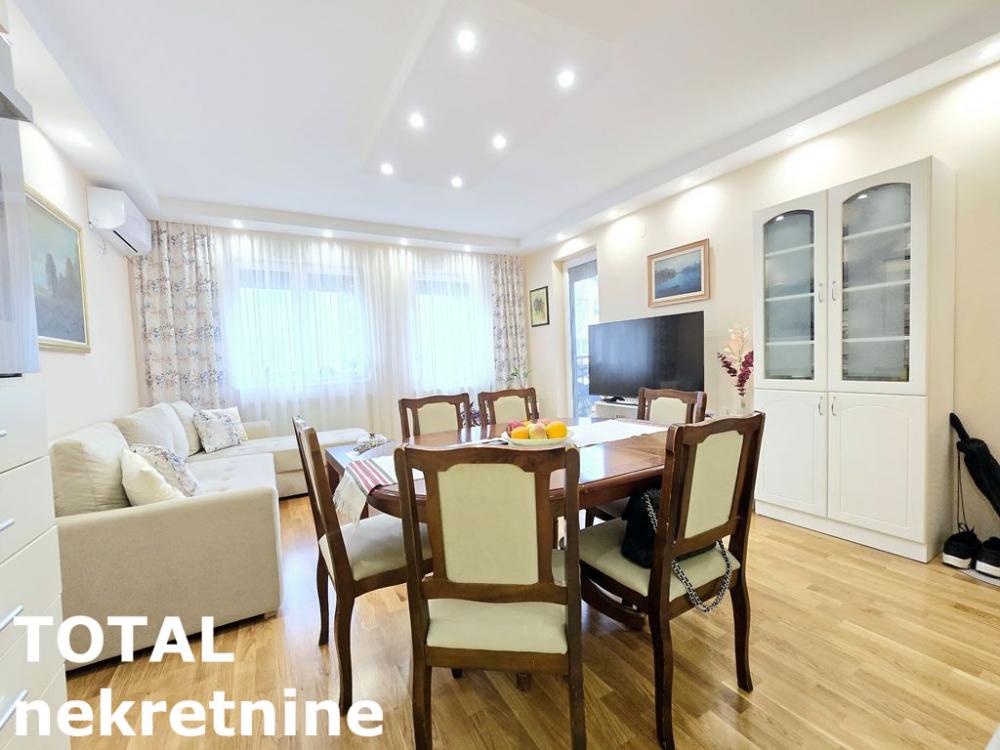 Slika 4 - Stan,NOVI SAD,ADICE,kv: 71.00, € 152650, ID: 1099577