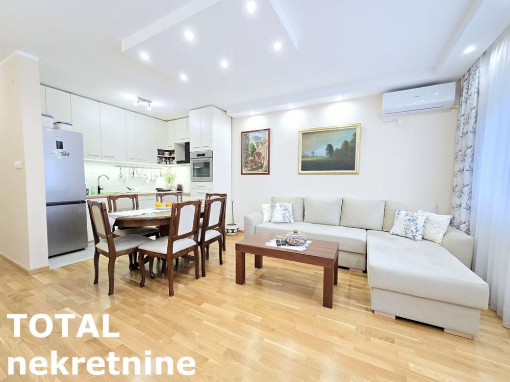 Slika 2 - Stan,NOVI SAD,ADICE,kv: 71.00, € 152650, ID: 1099577