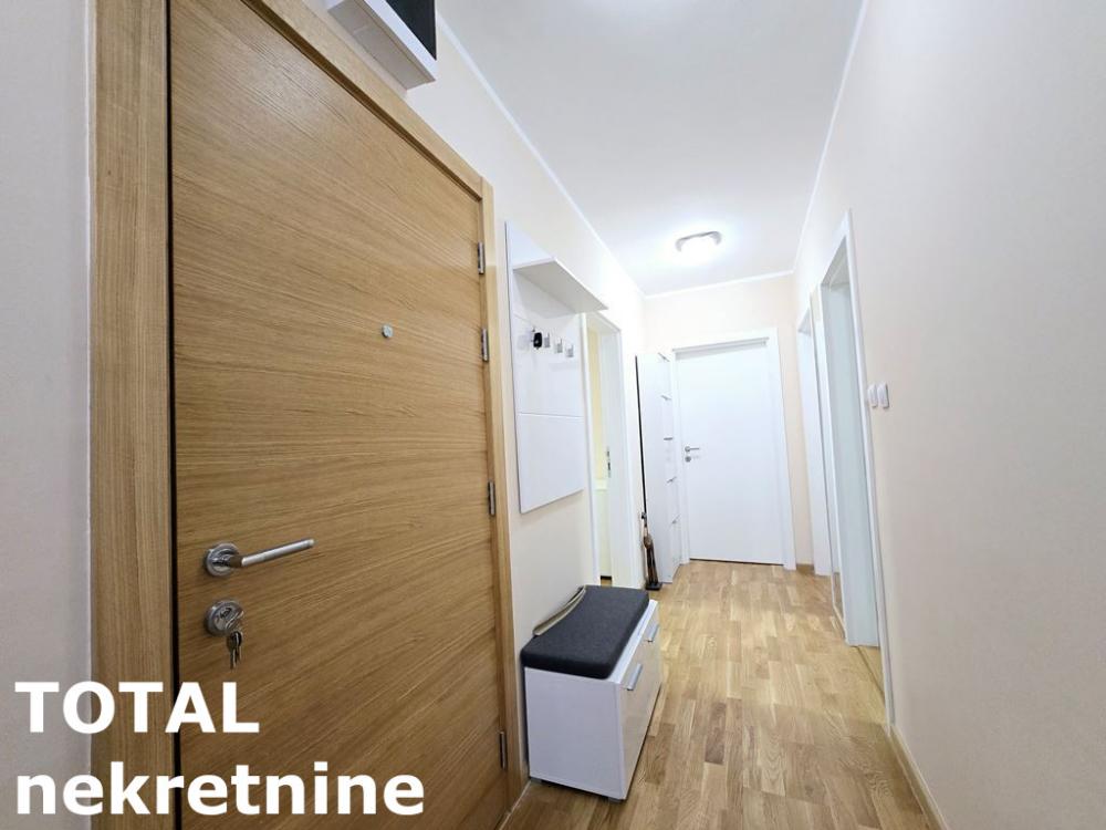 Slika 6 - Stan,NOVI SAD,ADICE,kv: 71.00, € 152650, ID: 1099577