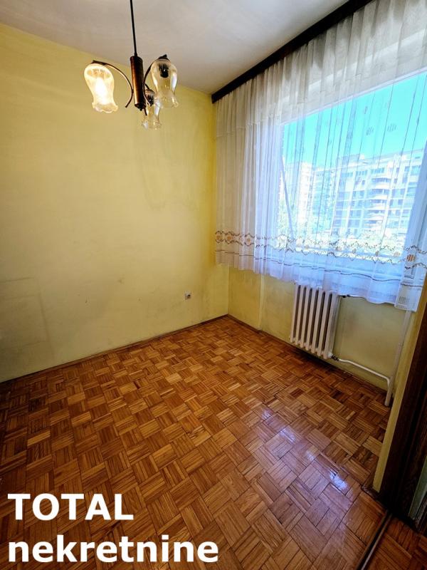 Slika 8 - Stan,NOVI SAD,BULEVAR,kv: 74.00, € 206000, ID: 1100904