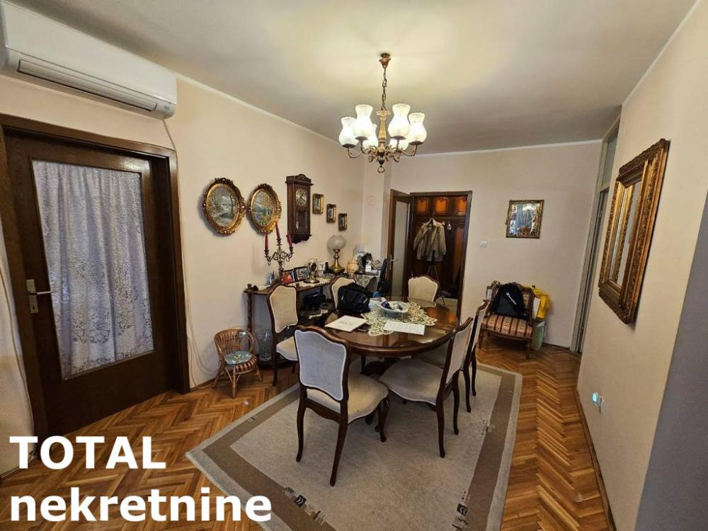 Slika 4 - Stan,NOVI SAD,TELEP,kv: 94.00, € 195000, ID: 1100079