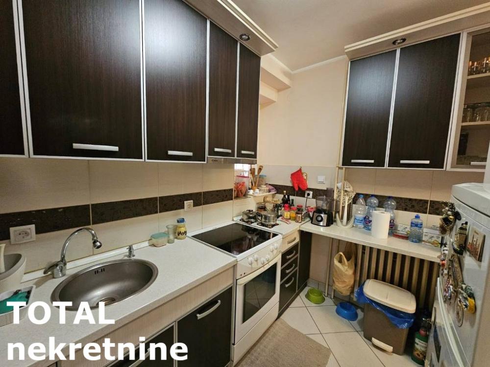 Slika 11 - Stan,NOVI SAD,TELEP,kv: 94.00, € 195000, ID: 1100079