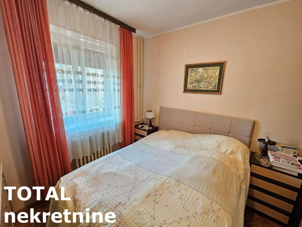 Slika 8 - Stan,NOVI SAD,TELEP,kv: 94.00, € 195000, ID: 1100079