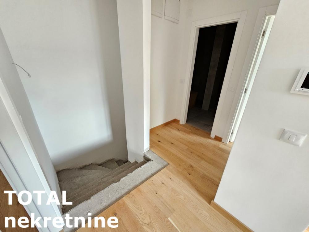 Slika 4 - Stan,NOVI SAD,NOVA DETELINARA,kv: 61.00, € 169640, ID: 1099867