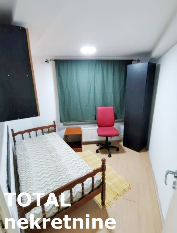 Slika 4 - Stan,NOVI SAD,GRBAVICA,kv: 46.00, € 85000, ID: 1100553