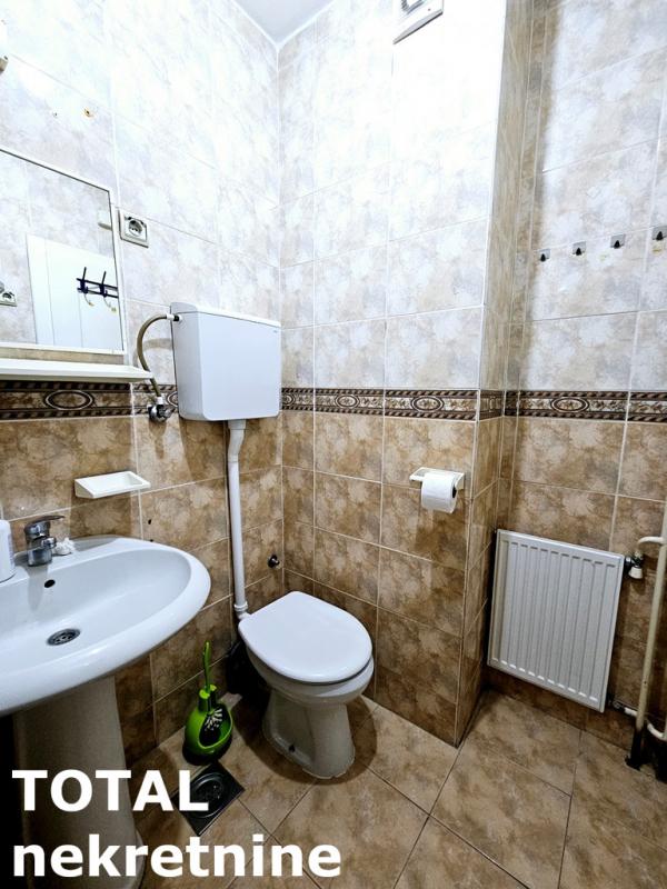 Slika 9 - Stan,NOVI SAD,CENTAR,kv: 42.00, € 123600, ID: 1100554