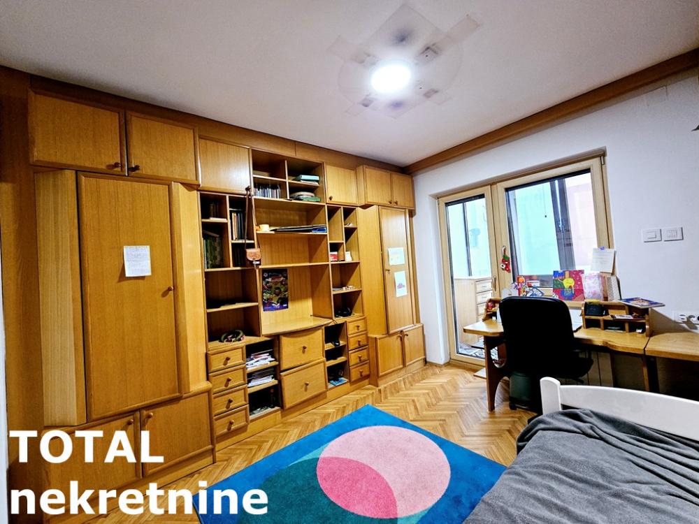 Slika 8 - Stan,NOVI SAD,CENTAR,kv: 117.00, € 373580, ID: 1100594