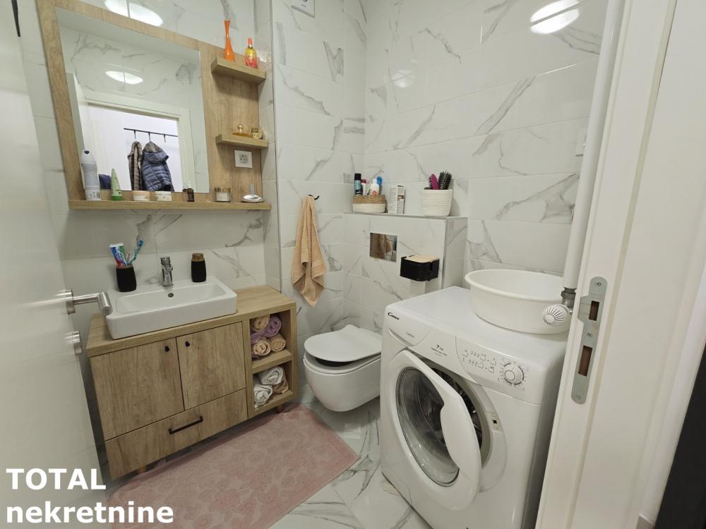 Slika 10 - Stan,NOVI SAD,NOVO NASELJE ŠONSI,kv: 58.00, € 200000, ID: 1099337