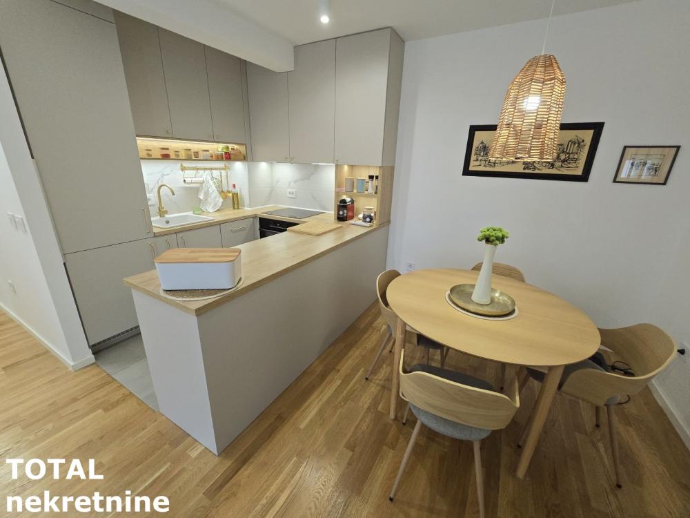 Slika 3 - Stan,NOVI SAD,NOVO NASELJE ŠONSI,kv: 58.00, € 200000, ID: 1099337