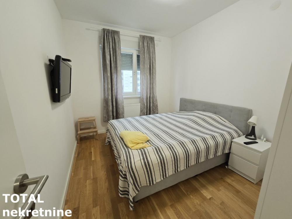 Slika 5 - Stan,NOVI SAD,NOVO NASELJE ŠONSI,kv: 58.00, € 200000, ID: 1099337