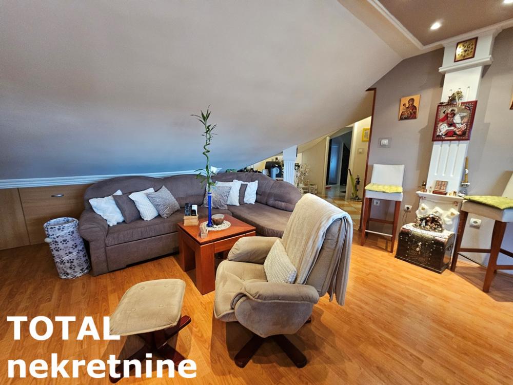 Slika 4 - Stan,NOVI SAD,NOVO NASELJE,kv: 73.00, € 160000, ID: 1099894