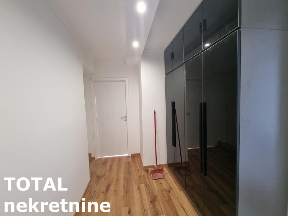 Slika 11 - Stan,NOVI SAD,NOVO NASELJE,kv: 74.00, € 175100, ID: 1097949